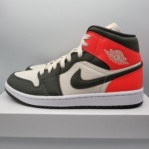 NEW Women 10 & 11.5 / Men 8.5 & 10 Jordan 1 Mid DQ6078-100
